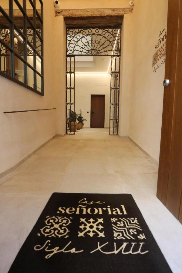 Casa Senorial Del Siglo XVIII Aparthotel Σεβίλλη Εξωτερικό φωτογραφία